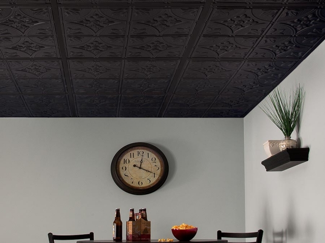 Antique in black - installed
